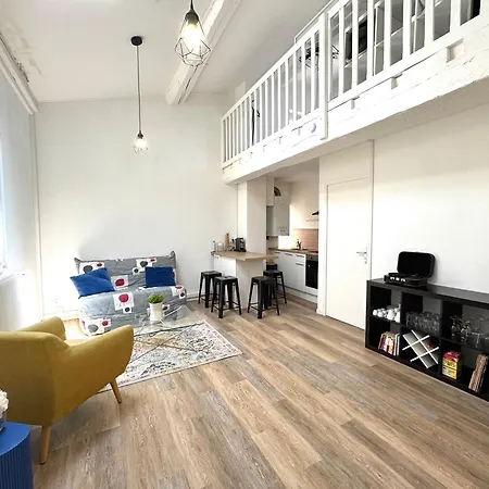 Hyper-center Duplex شقة