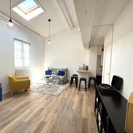 Hyper-center Duplex *